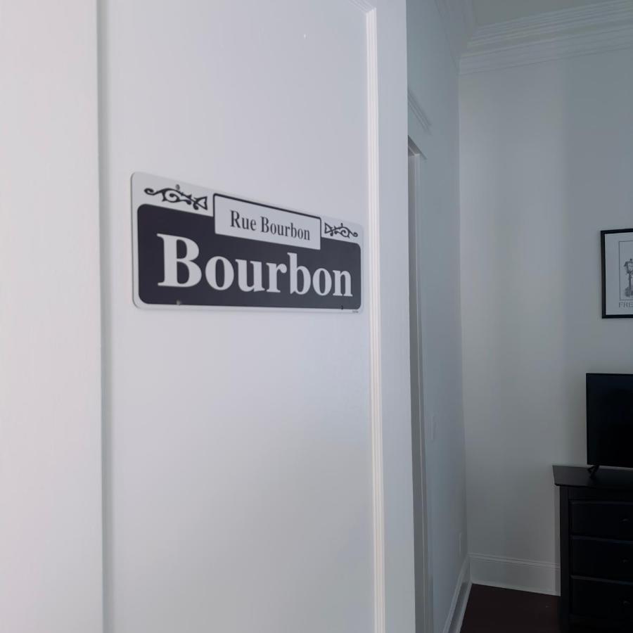 The Historic Bourbon Suit Walk To French Quarter Новый Орлеан Экстерьер фото